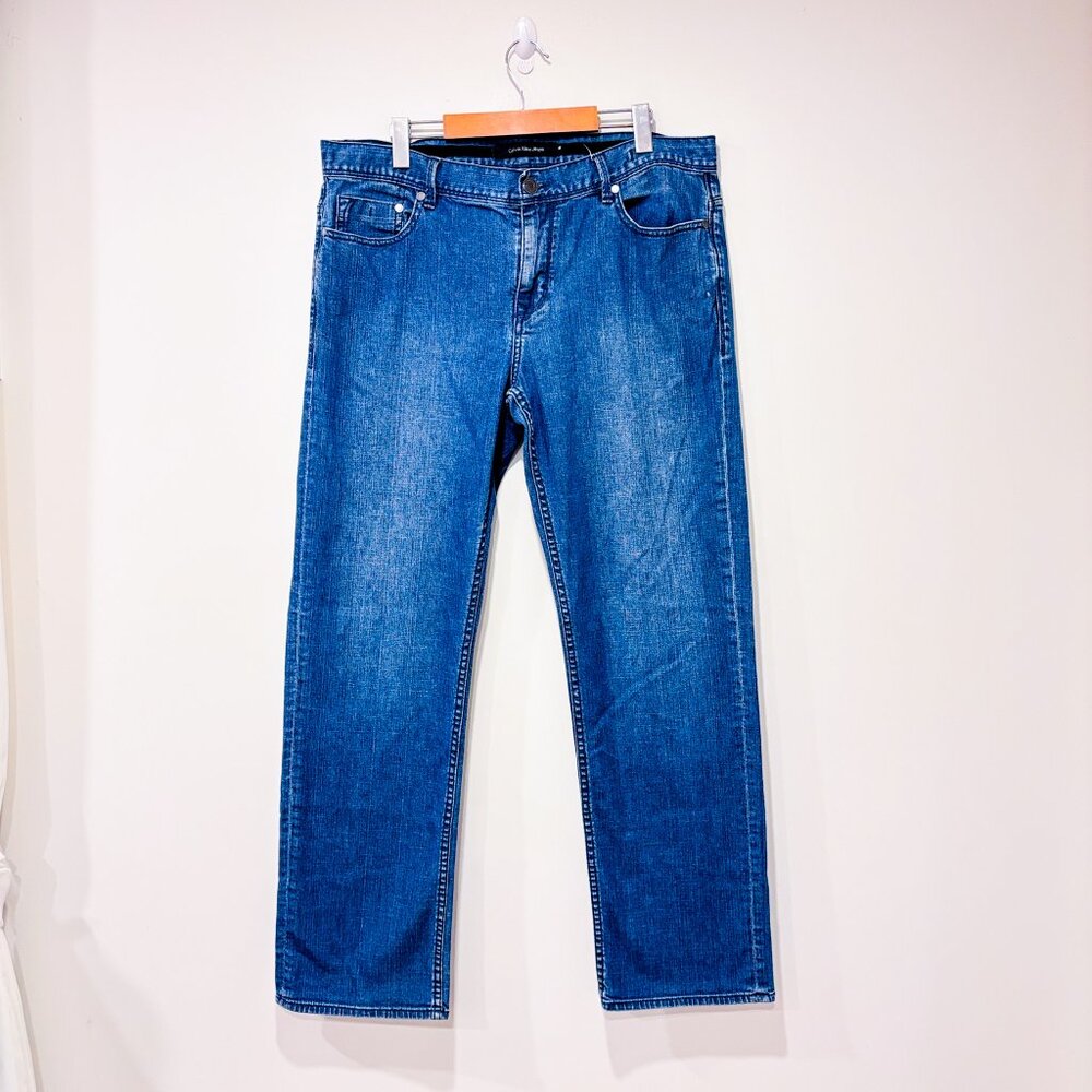 CALVIN KLEIN Light wash blue jeans men | Straight classic fit‎ | Size 36 *